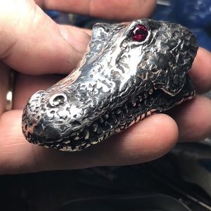 Gator money-clip